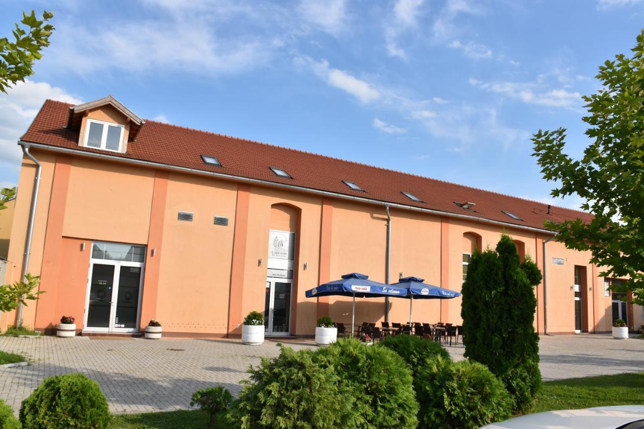 Hotel Stari Mlin Vrsac Exterior foto